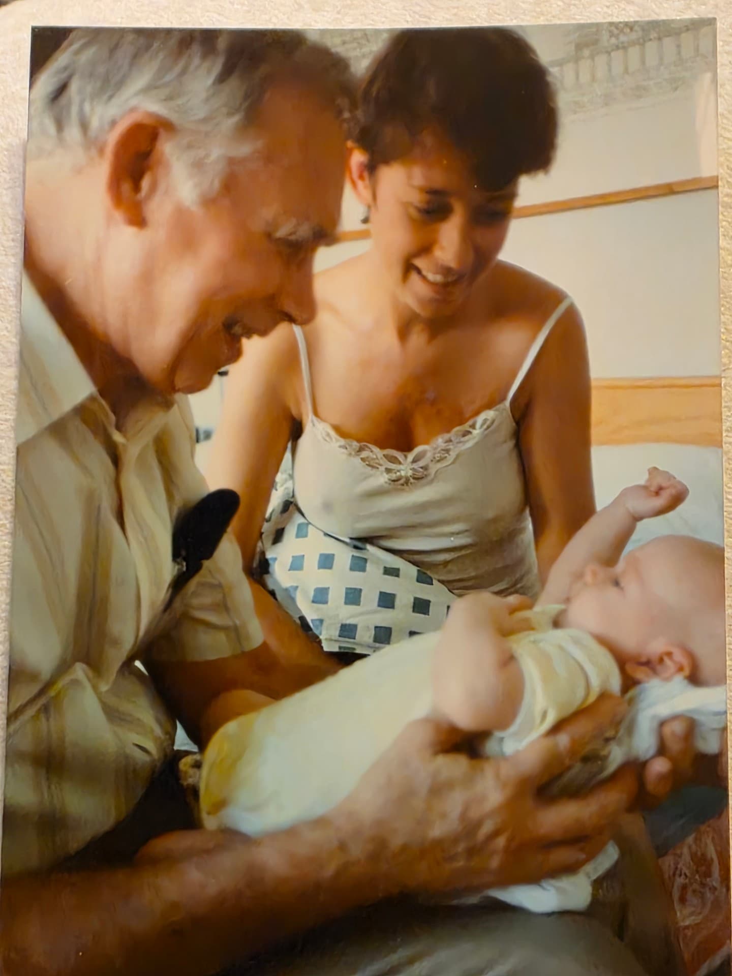 PawPaw, Dawn, Matthew 1990