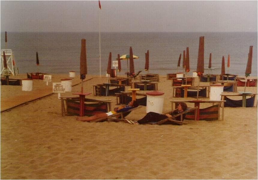 1977 Tirrenia Beach