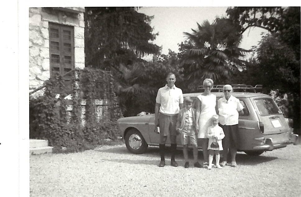 Frank/dad, Mark, Barbara/mom, Denise & Grams (Frank's mom)