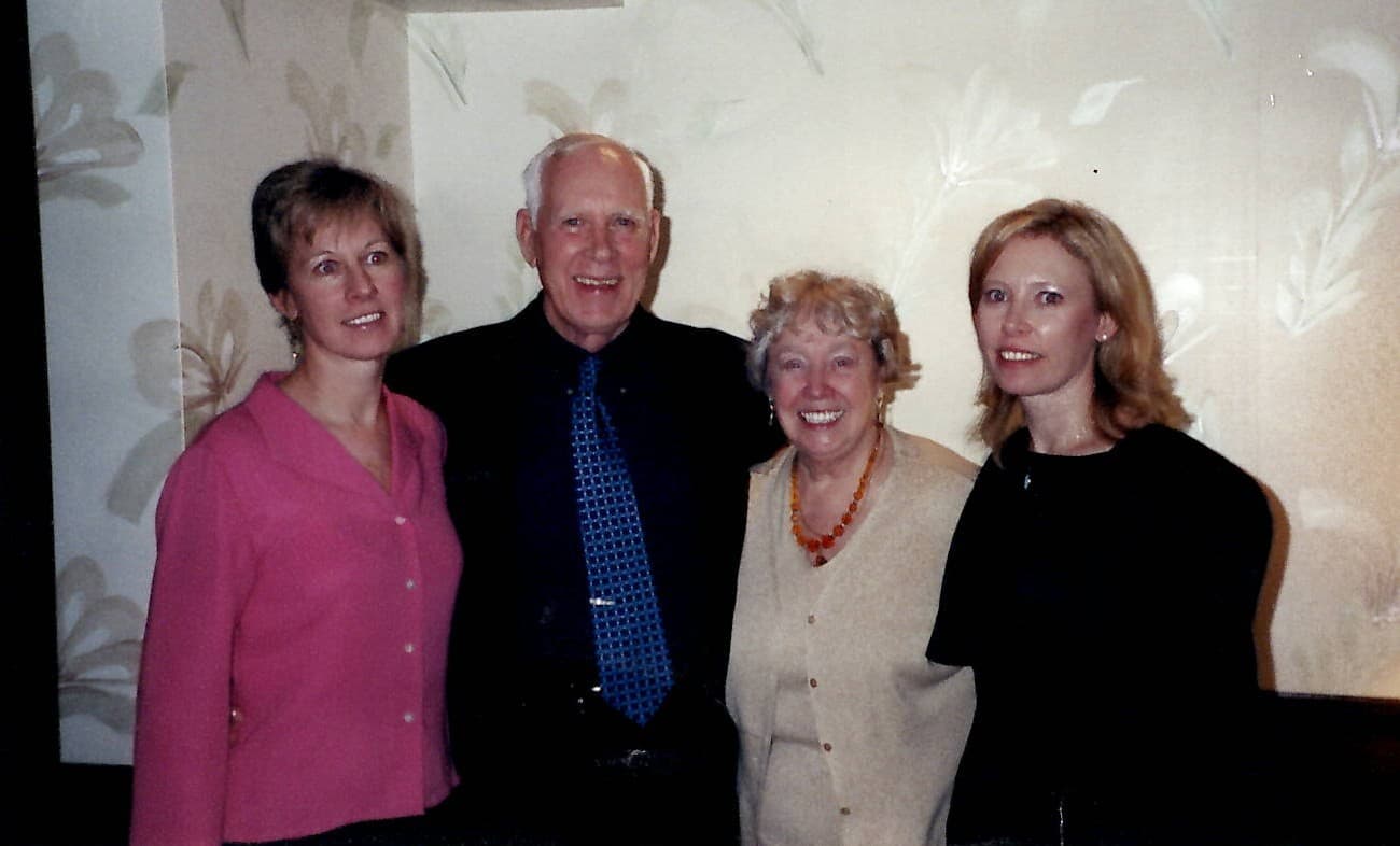 Dawn, Dad, Mom & Denise April 2004